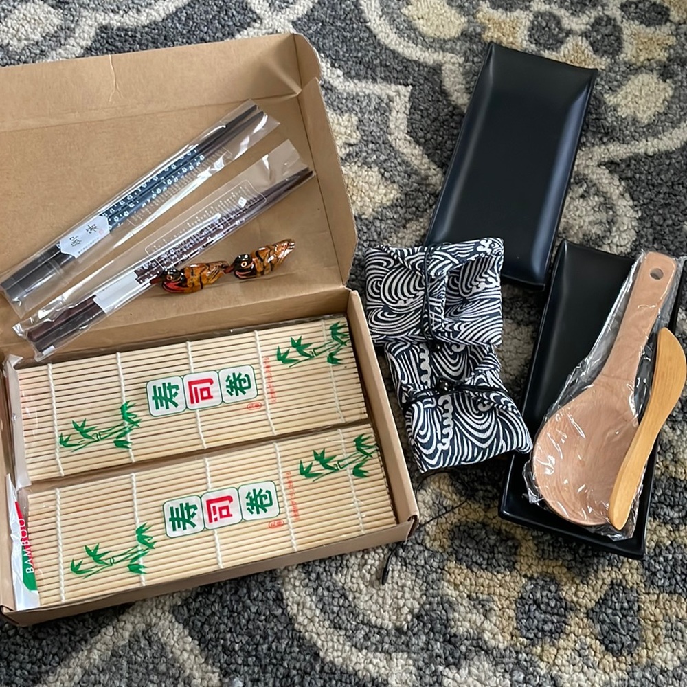 Brand new sushi kit